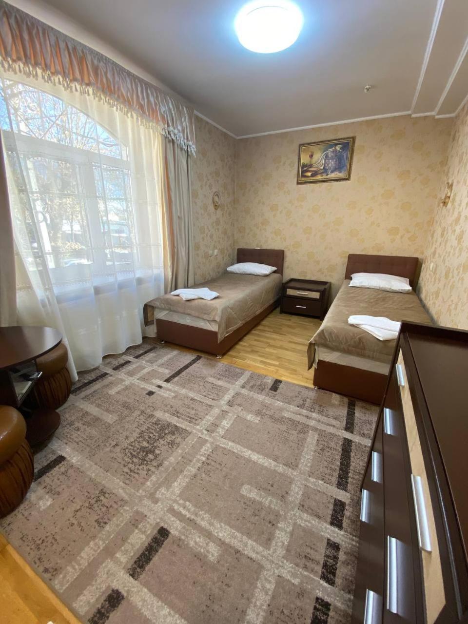 Near The Lake Lviv Exterior photo